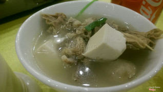 Soup vịt quay hầm