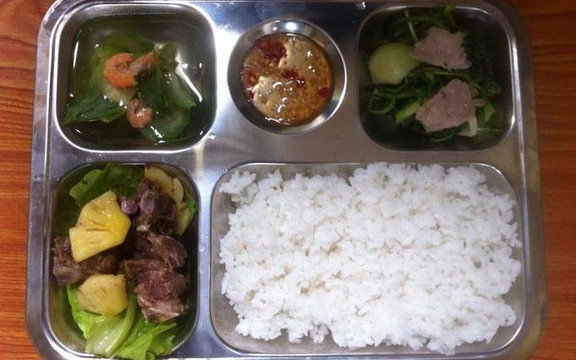 Quang Vinh - Cơm Ngon Bình Dân