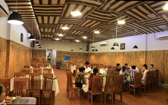 Minh Trang - Cơm, Lẩu & Hải Sản