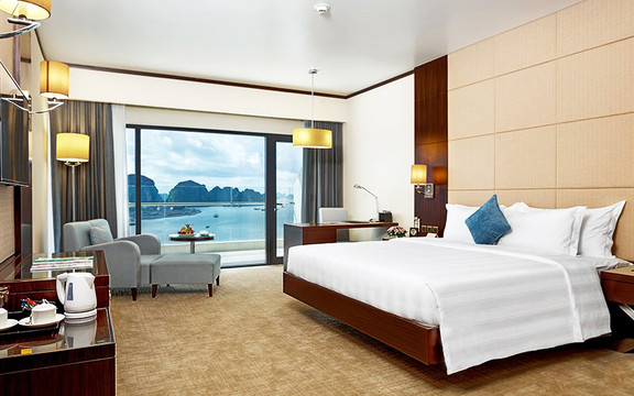 Wyndham Legend Ha Long Hotel