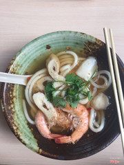 Udon hải sản