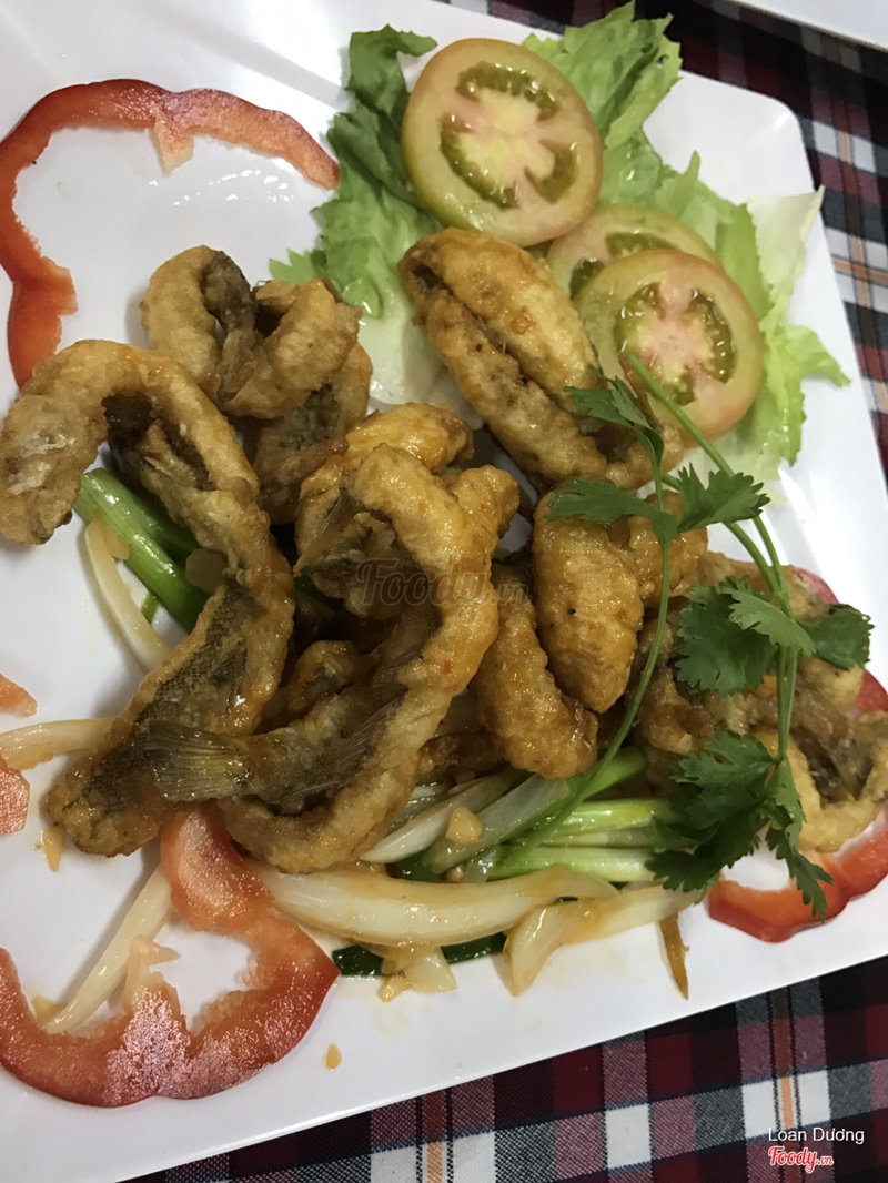 Cá chanh chiên tiêu 