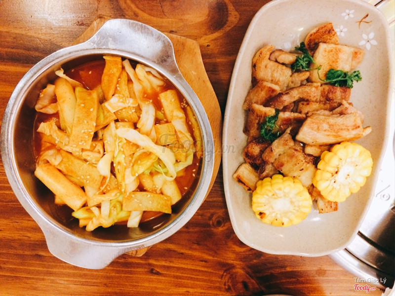 Bánh gạo và ba rọi nướng 