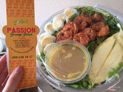 Shrimp is a bit salty, but the sauce is fruity and sweet. Mangoes are a bit sour. Lots of flavor.