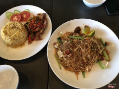 Bún xào Singapore+ cơm chiên Mã Lai