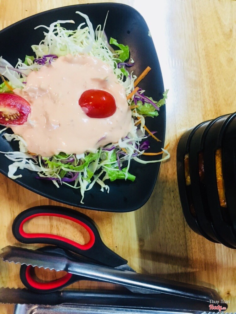 Salad - nước sốt ngon