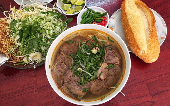 Đạt Huế - Bún Bò Huế