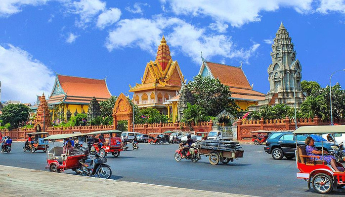 Wat Ounalom Pagoda