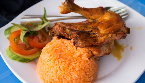 Nam Ký - Cơm Gà Xối Mỡ & Cơm Bò Lúc Lắc