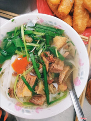 Phở sốt vang