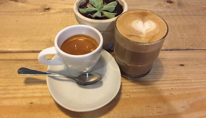 Z.Station Coffee - Cách Mạng Tháng 8