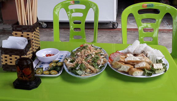 Ẩm Thực Việt - Gỏi Chân Gà Rút Xương & Bún Đậu