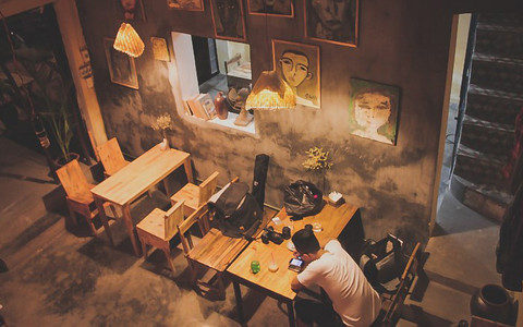 Cafe xung quanh