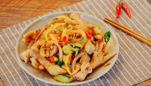 Chân Gà Sả Tắc Tường Vy