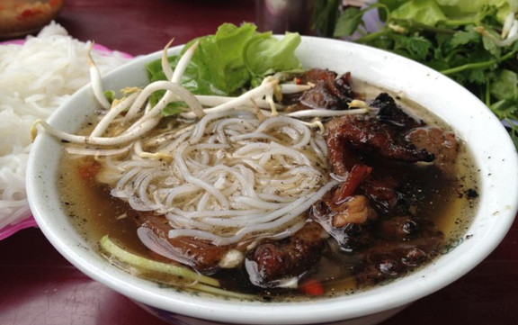 Bún Chả Sân Tập Thể Vĩnh Hồ