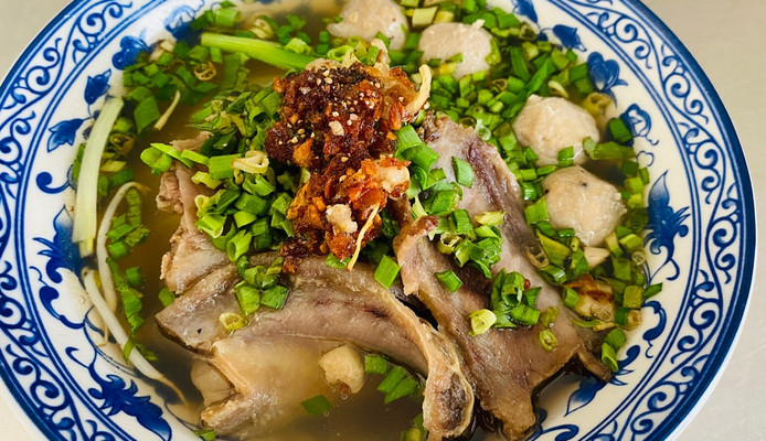 Hủ Tiếu Bò Viên A Tý - Hồng Lạc