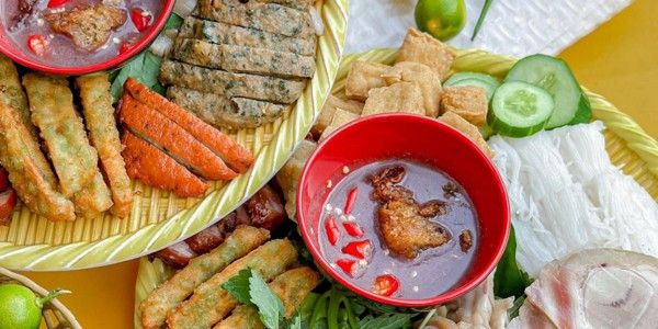 VUA ĐẬU - Bún Đậu Mắm Tôm - 125 Đường 17