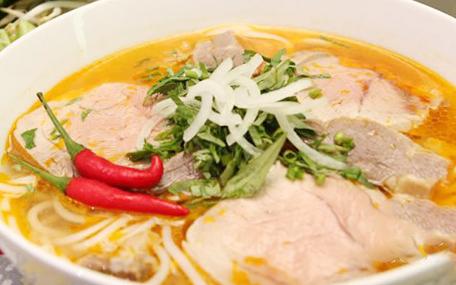 Bún Bò Ngũ Vị - Âu Cơ