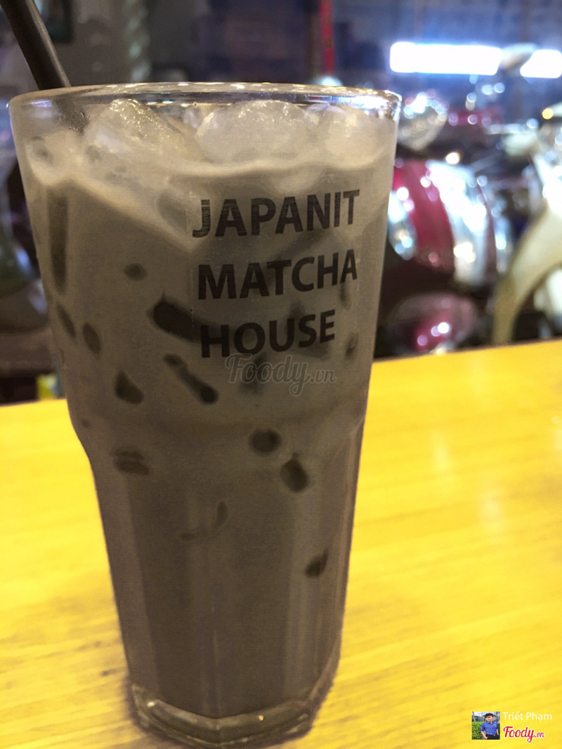 Black sesame latte