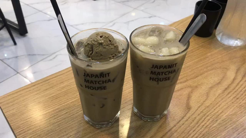 Japanit Matcha & Coffee House -***