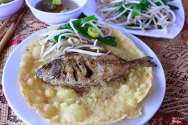 bánh ép cá kình