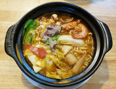 Mì cay thập cẩm