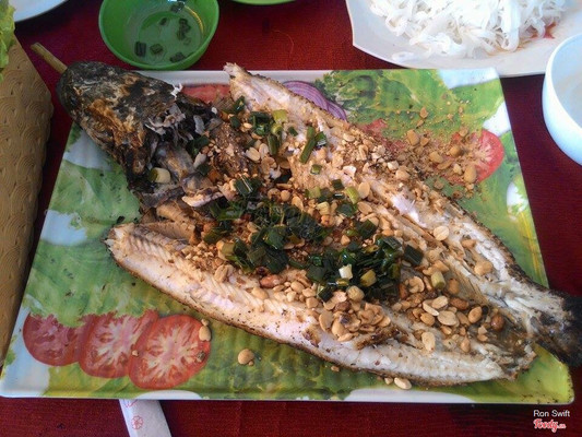 Cá lóc nướng mỡ hành