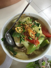 Canh chua đầu cá lóc