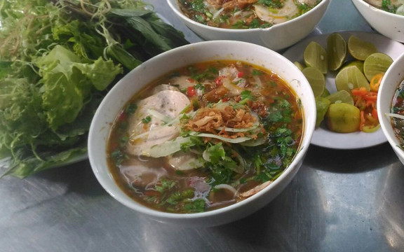 Thủy - Bún Bò