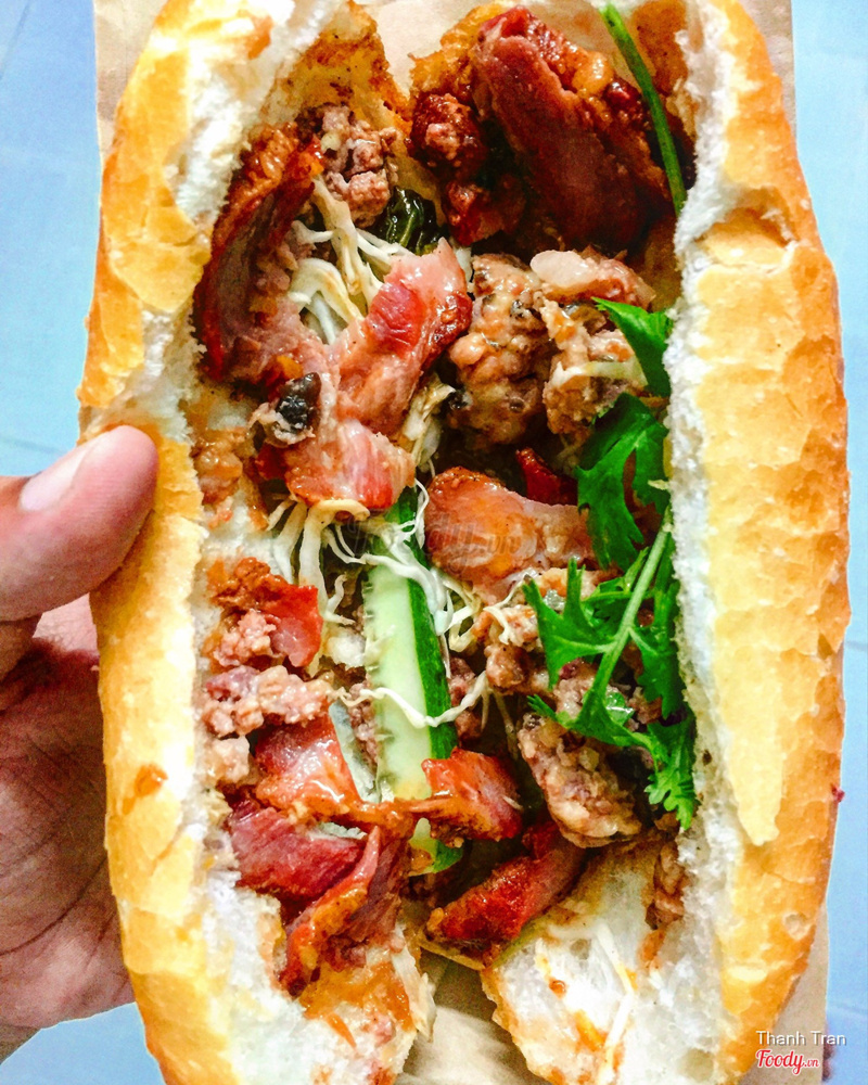 bánh mì xá xíu