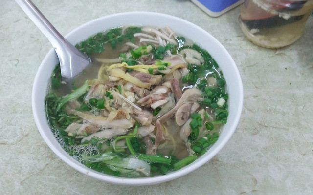 Trần Hà - Bún Bò Huế Giò Heo & Phở