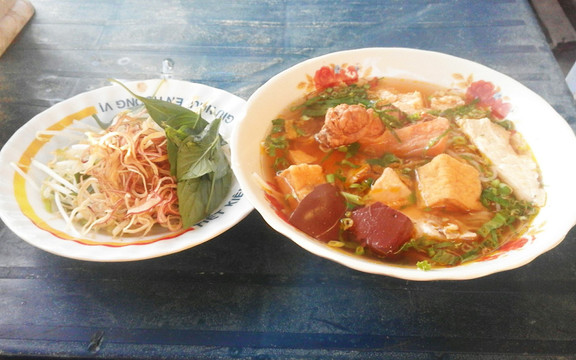 Bún Riêu Cua & Bún Mắm