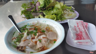 Bánh canh to nhỏ nè 