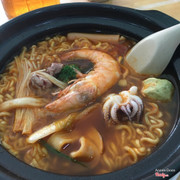 Mì cay thập cẩm