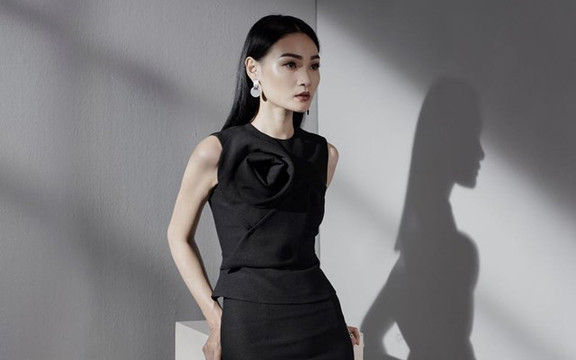 Eva De Eva - Nguyễn Đức Cảnh, Hải Phòng