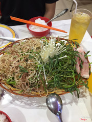 Rau lẩu hải sản