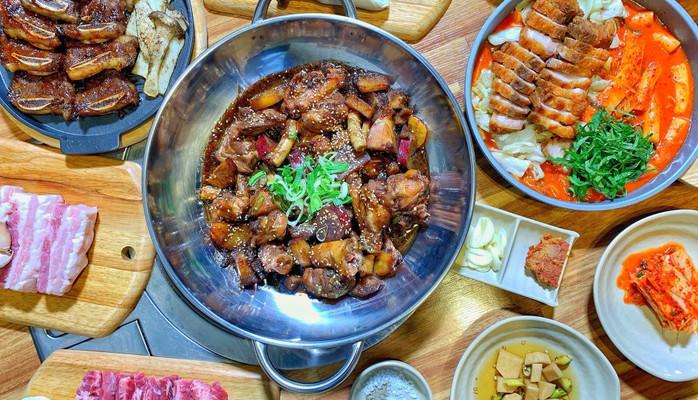 Gogubnam BBQ - Nhà Hàng Hàn Quốc