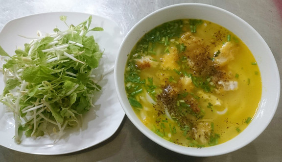 Bánh Canh Cá Lóc Xứ Huế - Quang Trung