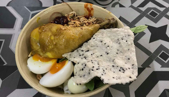 Quán 83 - Mì Quảng & Bún Mắm