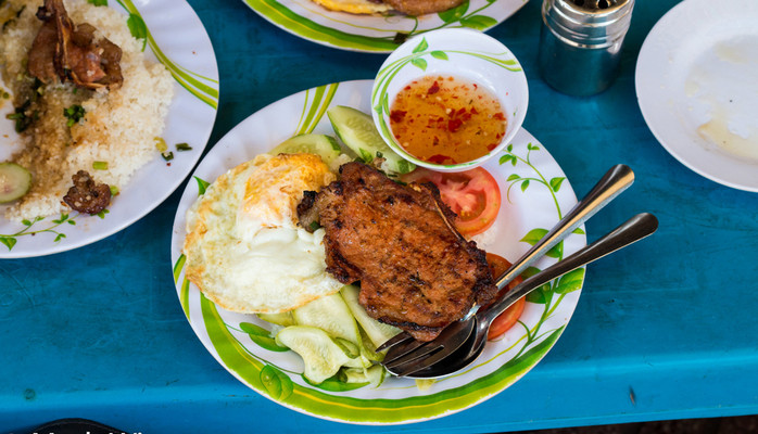 Ngọc Huê - Hủ Tiếu, Bánh Canh & Cơm Bình Dân