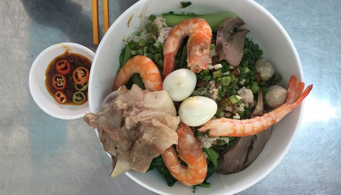 Ngọc Thúy - Hủ Tiếu Nam Vang & Bánh Canh Giò Heo