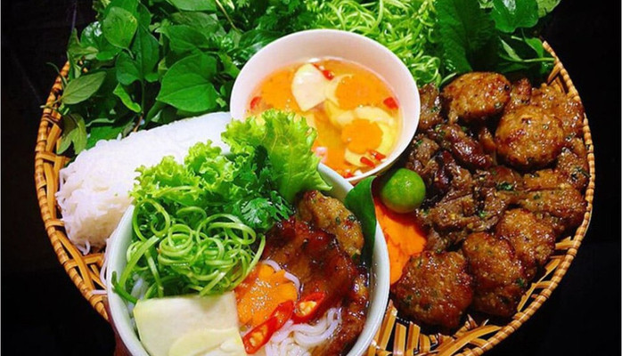 Bún Chả Hà Thành - Minh Quân