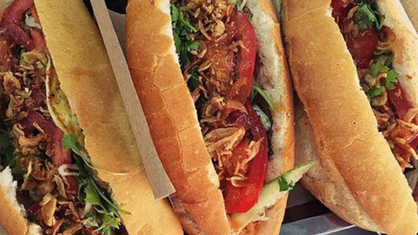 Cửa Hàng Bánh Mì & Xôi - Hòa Mã