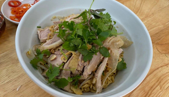 Phở Liên - Phở Gà & Phở Trộn - Bạch Mai