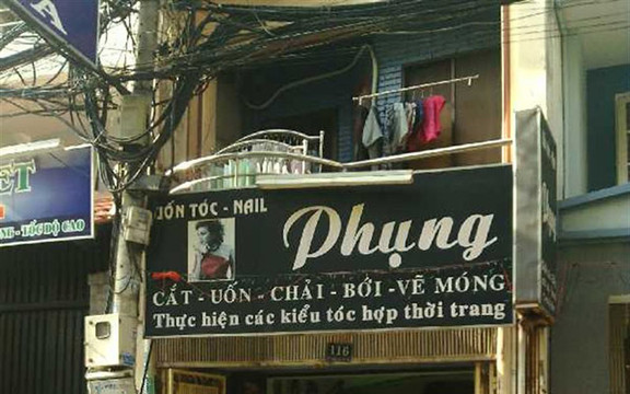 Uốn Tóc Phụng - Đất Thánh