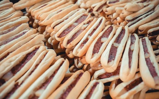 Bánh Mì Pate Cột Đèn - Linh House - Hoàng Diệu