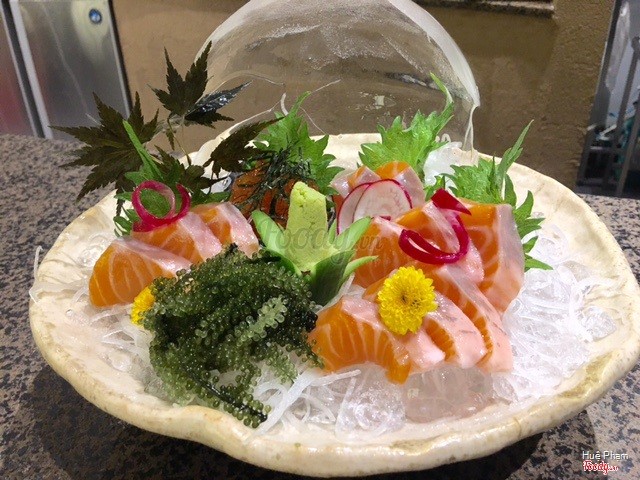 Sashimi cá hồi