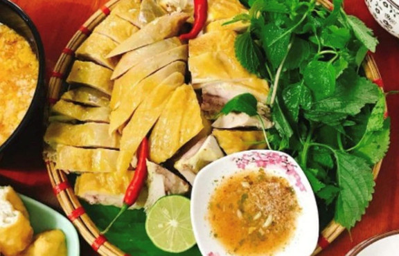 Gà Ủ Muối Hoa Tiêu Family Food - Nguyễn Thị Thập