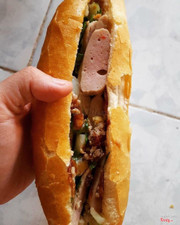 Bánh mì cô Son