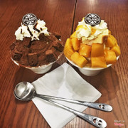 Bingsu cực ngon trông cái bát bé tí mà ăn mãi k hết ý 😭 chỗ ngồi rộng rãi lại còn cực đẹp và thoải mái nữa các cậu ạ thích lắm luôn các bạn nhân viên cũng rất nhiệt tình